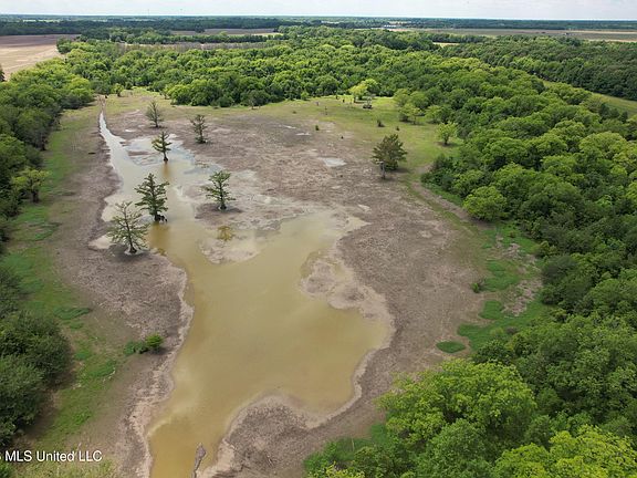 4th image of Jenkins Rd