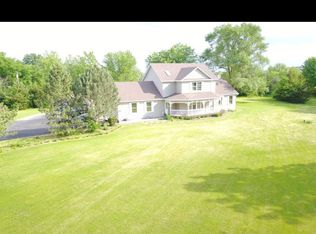 8745 E Hansel Rd, Channahon, IL 60410