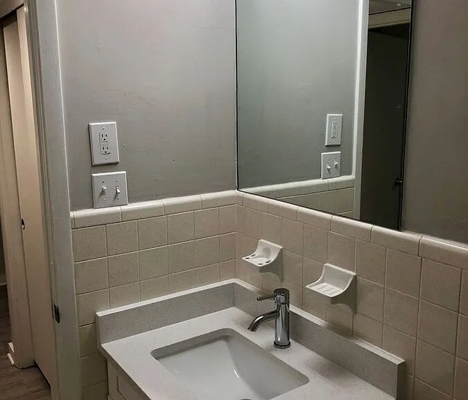 137 Woodland Ave #8 — Photo 4