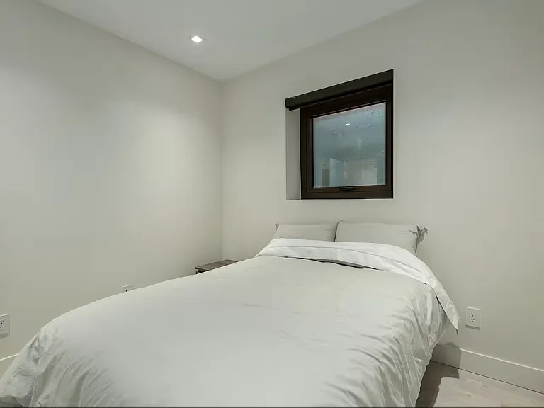1515 Nelson Ave #2 — Photo 12