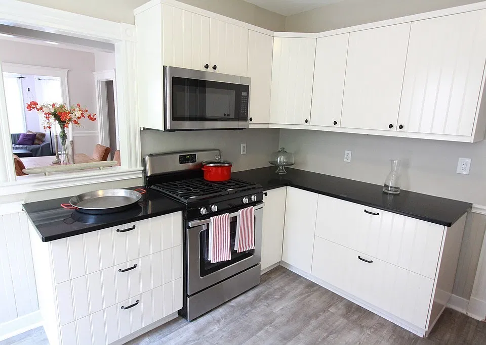 13 Woodland St #13