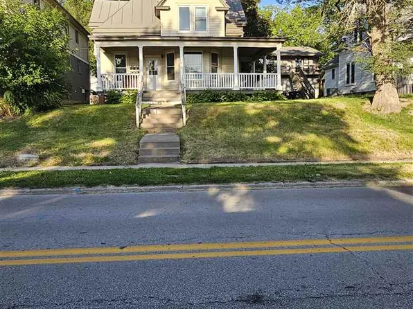 416 S Dodge St, Iowa City, IA 52240