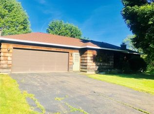 39 Rio Dr, Frewsburg, NY 14738