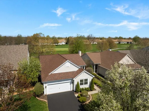 21600 W Larch Dr, Plainfield, IL 60544