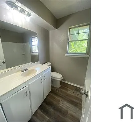 1800 NE 56th St — Photo 13