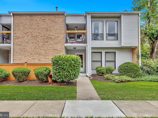 6I Dennison Dr #I, Hightstown, NJ 08520