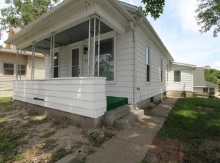 1955 S 14th St, Omaha, NE 68108