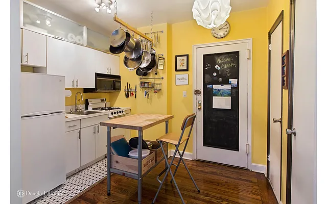 Rented by Douglas Elliman | media 2