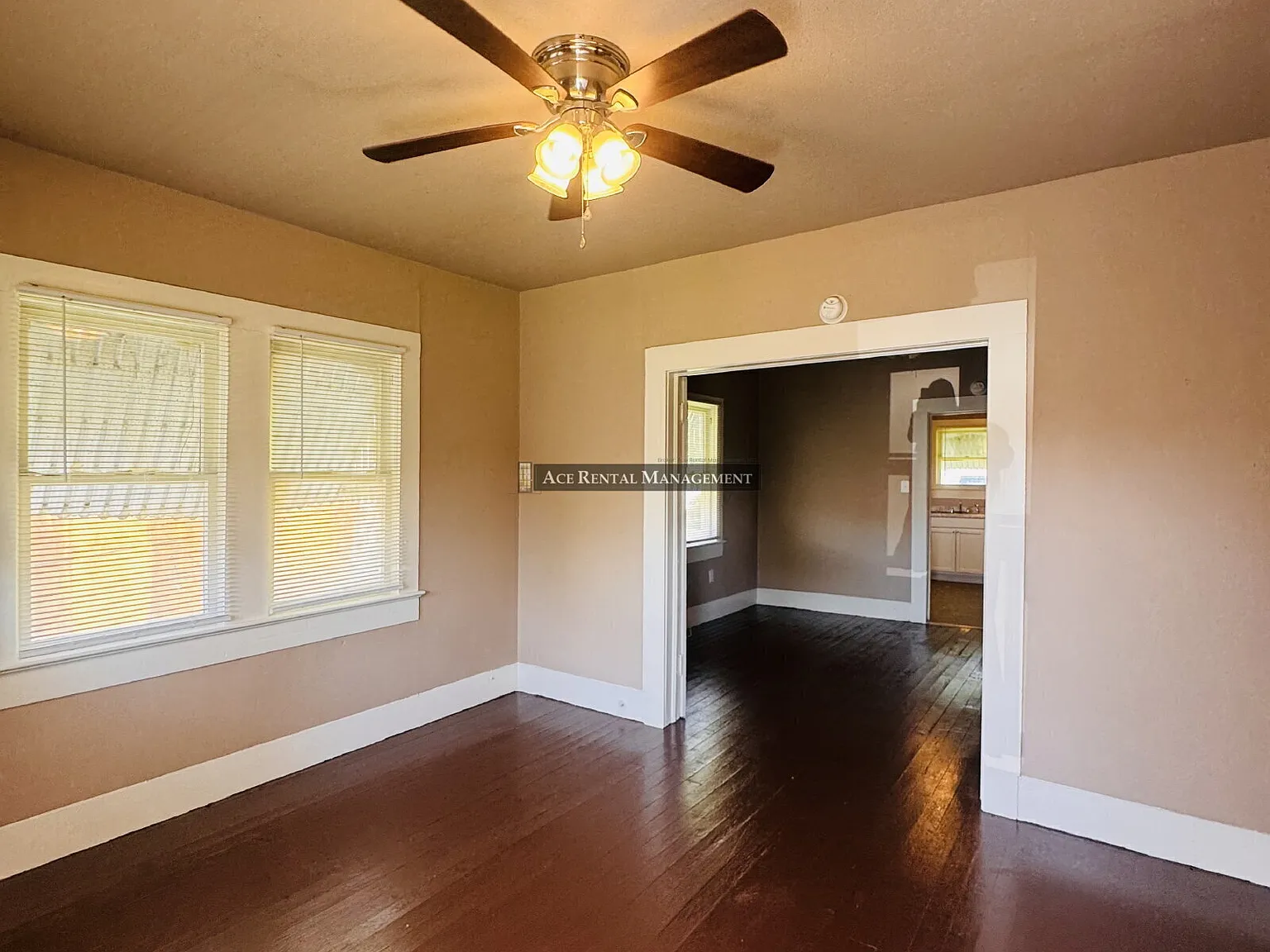 1 Bedroom | 1 Bathroom Open Floorplan Apartment located in Port Arthur, TX — Photo 2