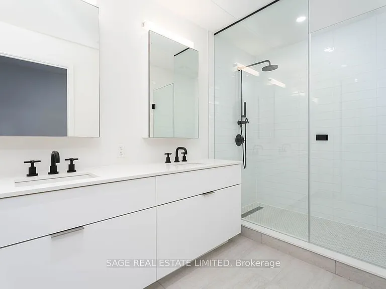 22 Lombard St #205 — Photo 13