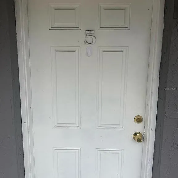 214 N Chestnut Rd — Photo 1