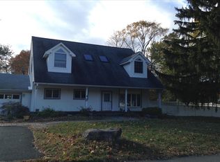 45 Windmill Ln, New City, NY 10956