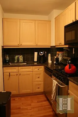 Rented by Halstead Real Estate | media 7