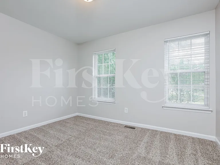 515 Keith St — Photo 14