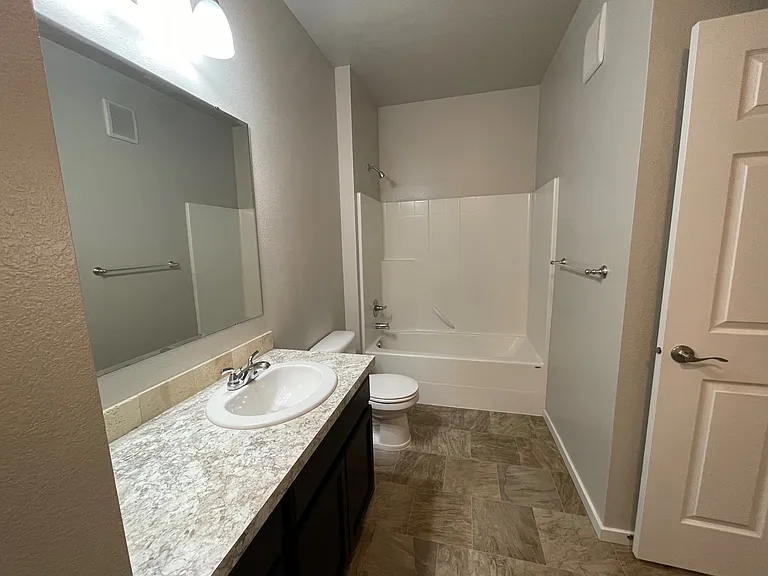 Tree Valley Village Apartments — Photo 61