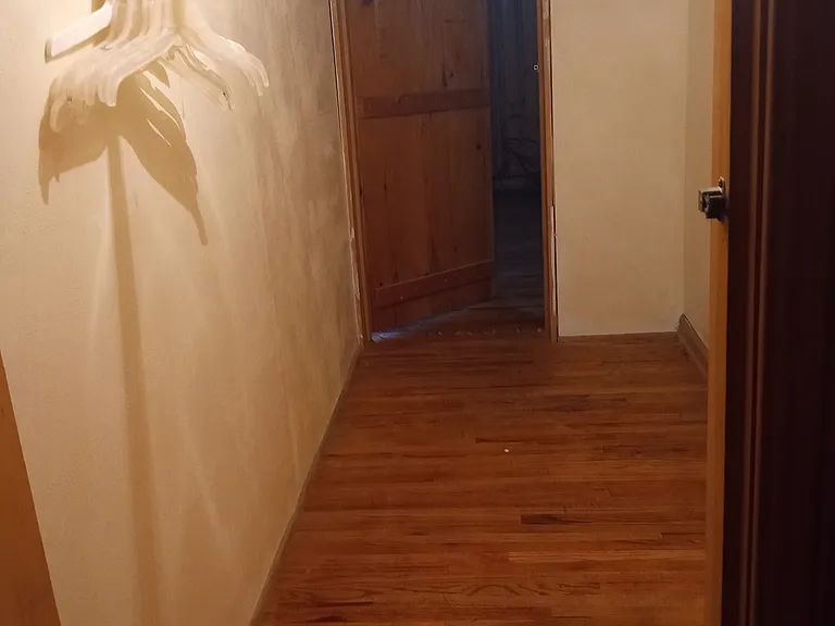 715 Southover Rd — Photo 17