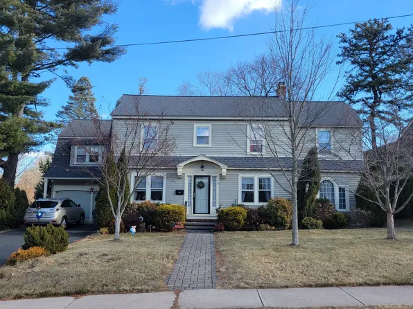 49 Arvine Place, Manchester, CT 06040