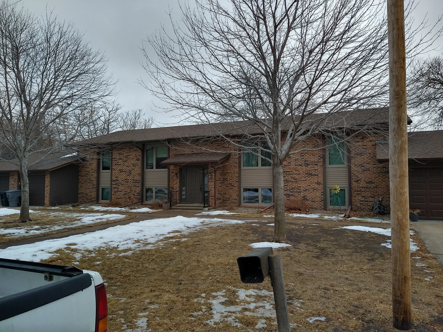 NB 811 Maple Street - 3 — Photo 1