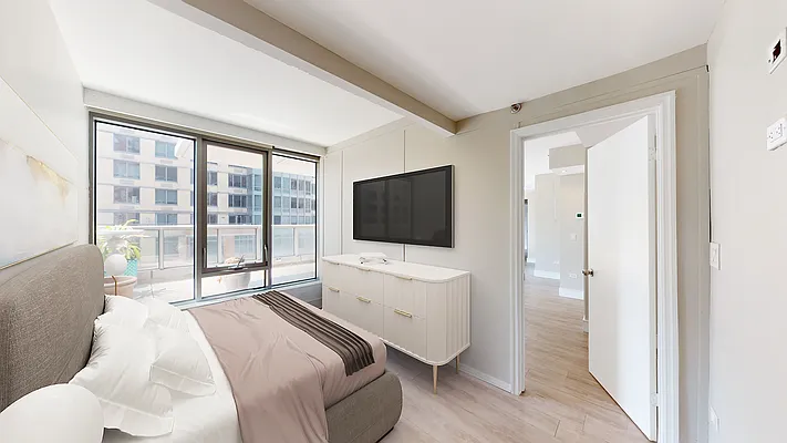 Rented by Bond New York | media 37