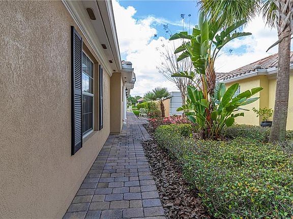 2nd image of 11952 Kajetan Ln