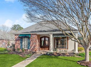 3143 White Shadows Dr, Baton Rouge, LA 70816