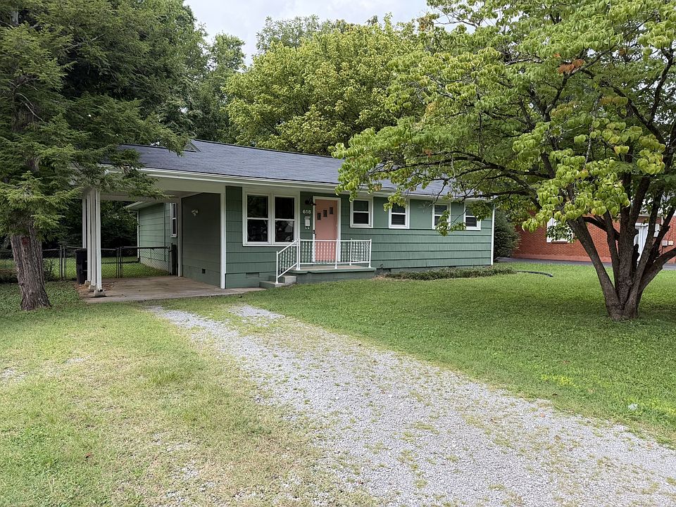 1st image of 618 Spencer Dr