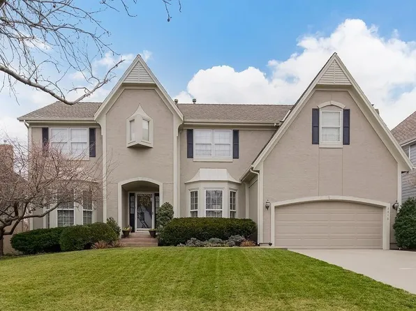 5416 W 132nd Ter, Overland Park, KS 66209