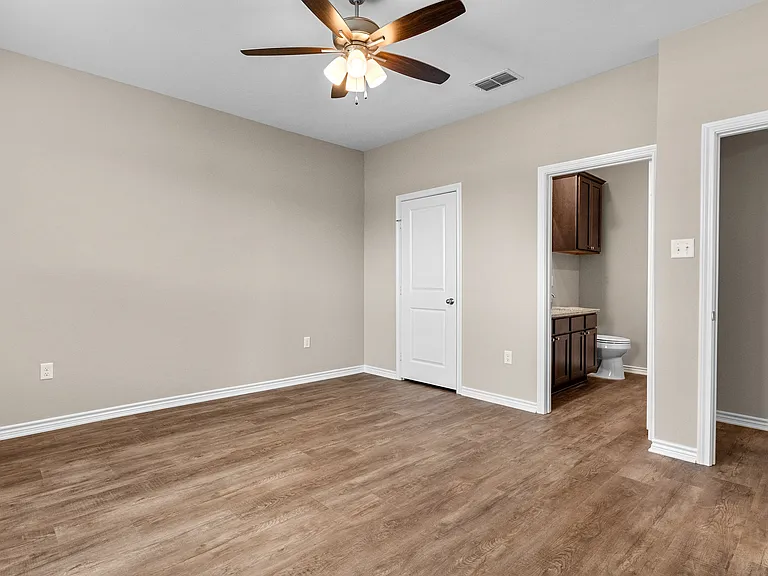 309 Maplewood Cir — Photo 15