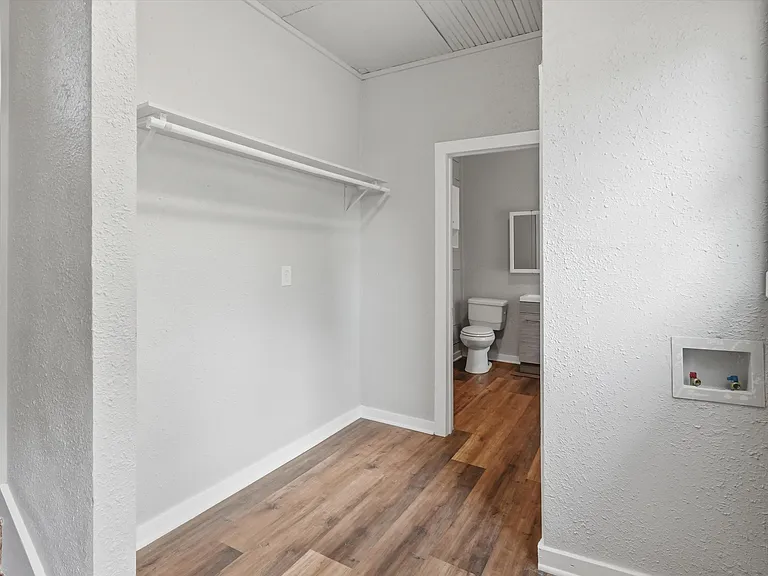 411 Poindexter Ave — Photo 22