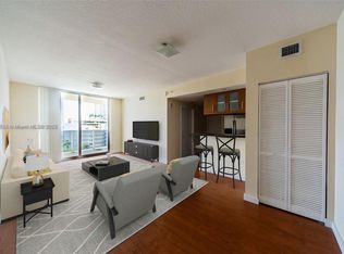 601 NE 23rd St APT 807, Miami, FL 33137