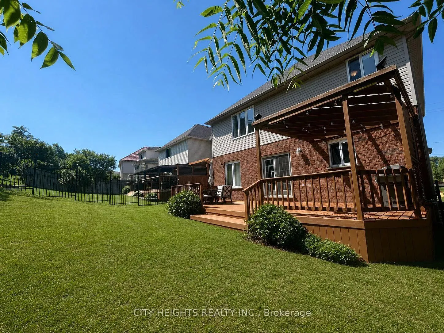 4 bed, $3,650 — Photo 4