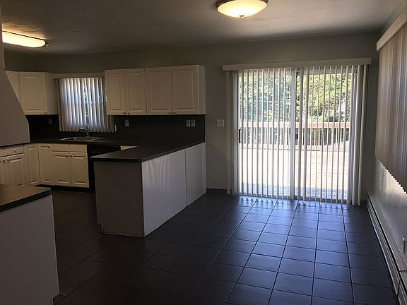 2nd image of 39 Homeland Dr