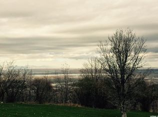 3285 S Sunset Loop Rd, Bountiful, UT 84010