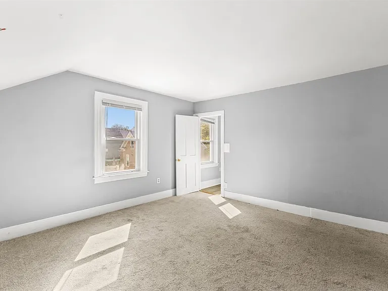 49 Parker St #2 — Photo 10
