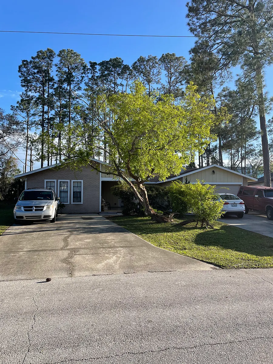 Photo 1 of 26 - 10 Brelyn Pl #B - Palm Coast, FL Primary Photo - 10 Brelyn Pl #B