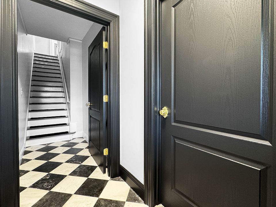 Private entrance
