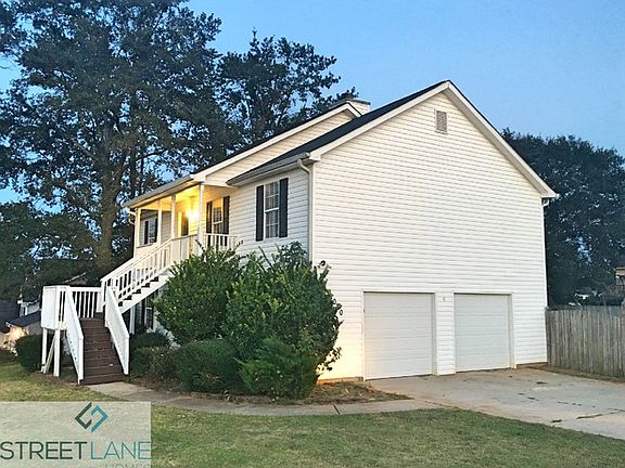 2nd image of 1070 Foxchase Ct