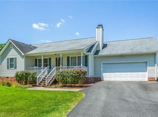 2938 Martin St, Walkertown, NC 27051