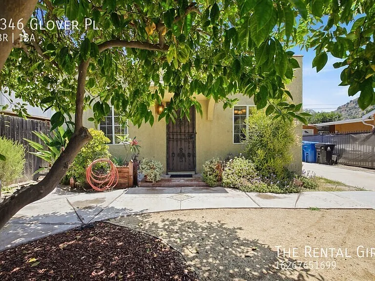 2346 Glover Pl — Photo 1