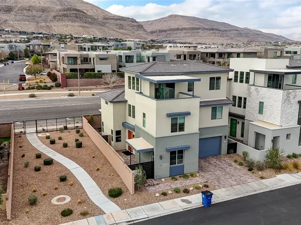 6289 Redstone Hills Dr, Las Vegas, NV 89148