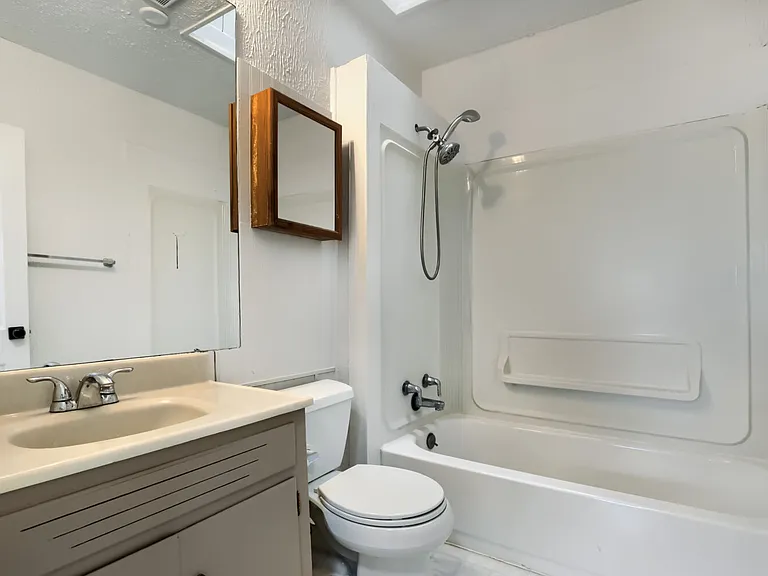 8001 E 16th Ave — Photo 11