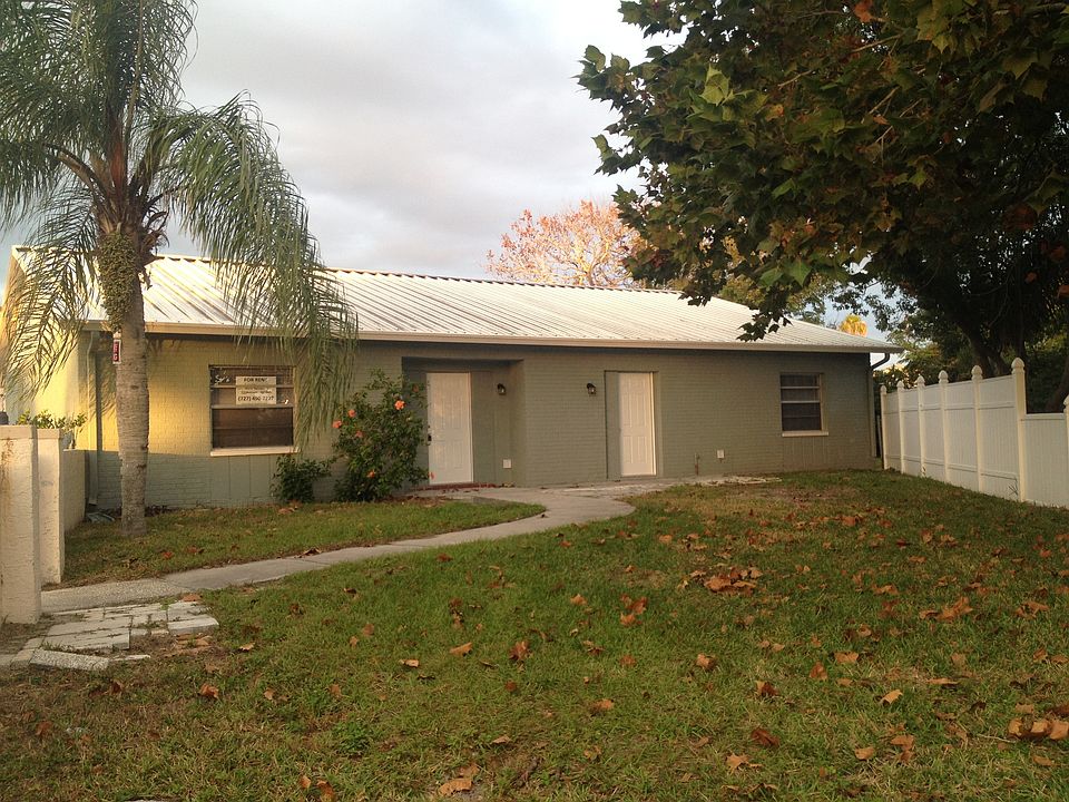 9826 Unit B - right side