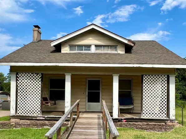 905 S 6th St, Ponca City, OK 74601