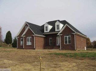 112 Solitaire, High Point, NC 27263