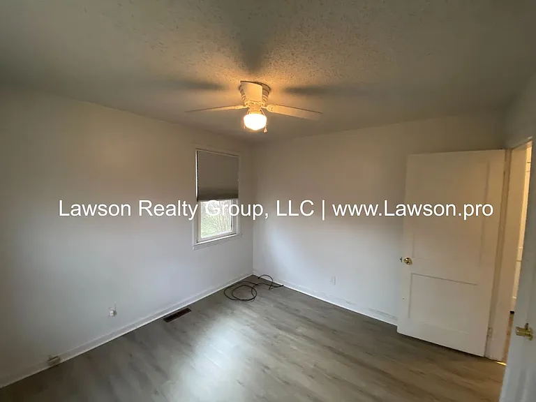 1623 Coveland Dr NW — Photo 10