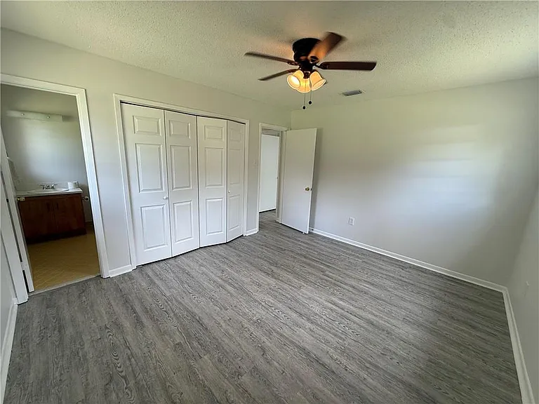 7662 Simmons Dr — Photo 13