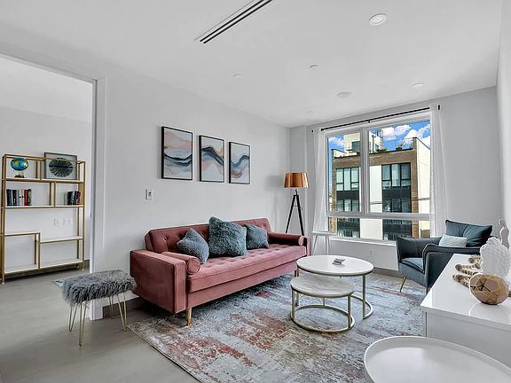 2nd image of 19 Hausman St #4A