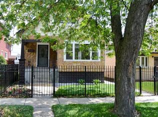 9925 S Perry Ave, Chicago, IL 60628