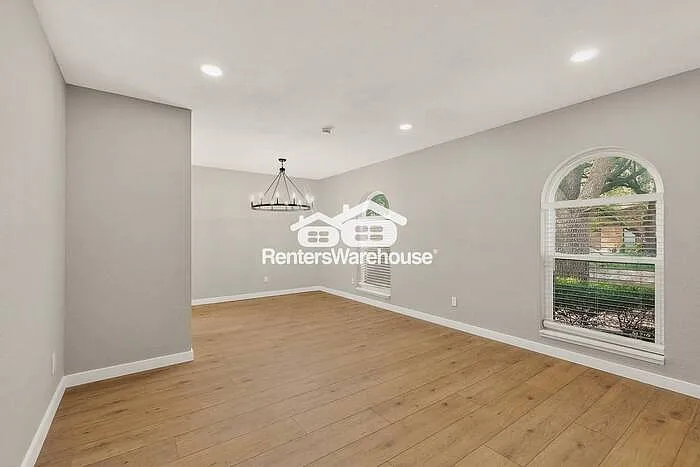 913 Overdowns Dr — Photo 22