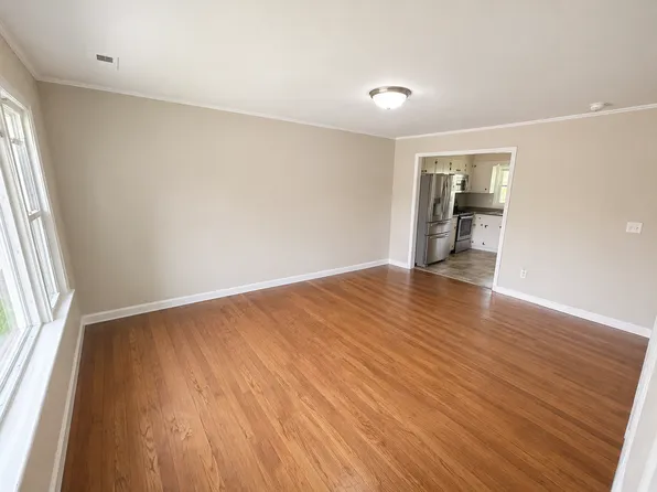 705 Depot Street Northeast, 705 Depot St NE #2, Christiansburg, VA 24073